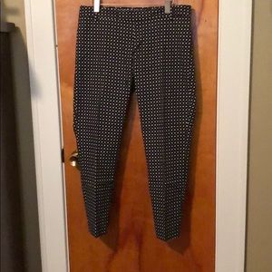 Black and white print cropped pants